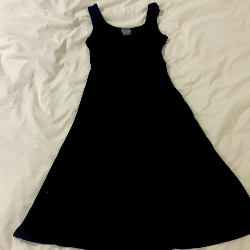 Mini scoop neck tight black dress